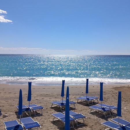 Apartmán Sweet Sea View Savona Exteriér fotografie