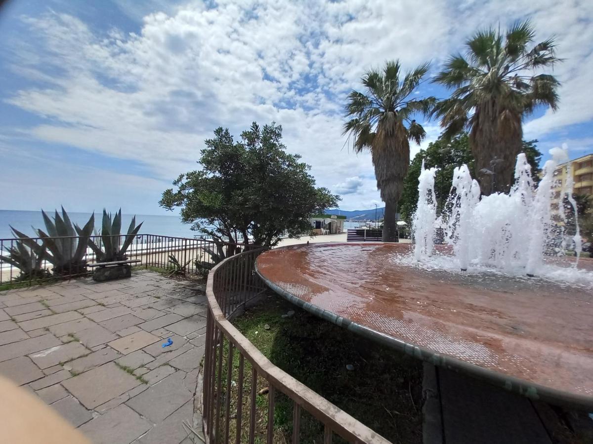 Apartmán Sweet Sea View Savona Exteriér fotografie
