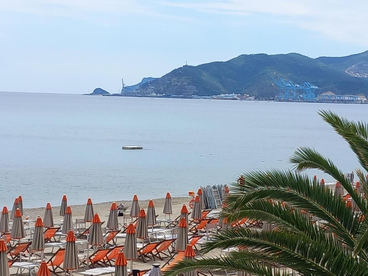 Apartmán Sweet Sea View Savona Exteriér fotografie